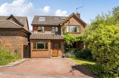 Wren Close, Winchester, Hampshire, SO22