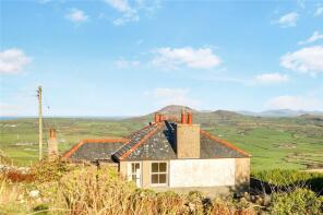 Tegfryn, Sarn, Bryncroes LL53 8EY
