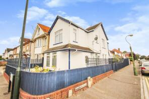 57, Kimberley Road, Bournemouth BH6 5DB
