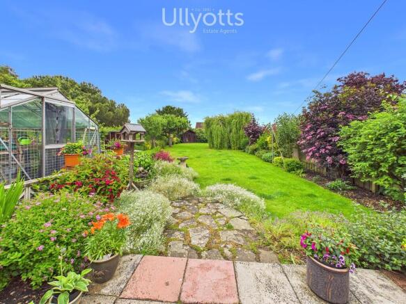 4 bed Semi-Detached for sale Image 12