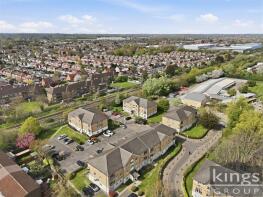7, 80 Perspective House, Tysoe Avenue, Enfield EN3 6FF
