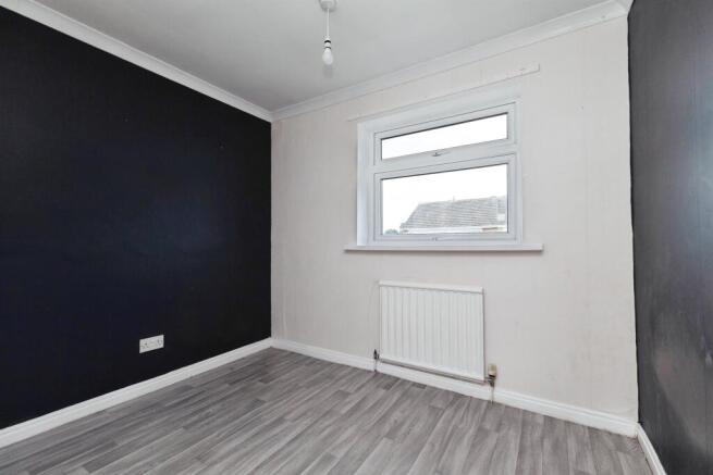 3 bed Semi-Detached for sale Image 12