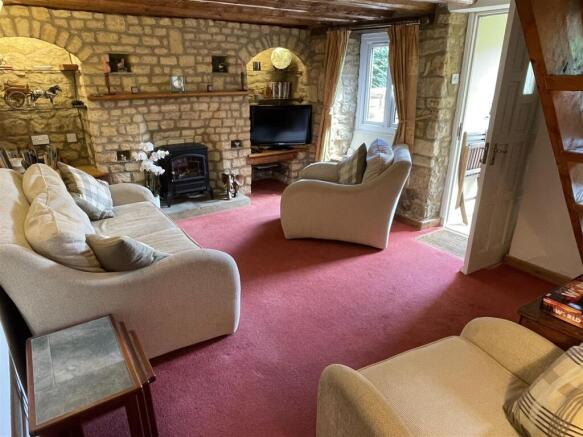 Sitting room.JPG