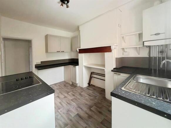 e47a05fd-Kitchen 201.jpg