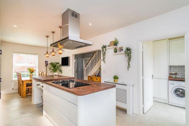 Kitchen/Dining Room