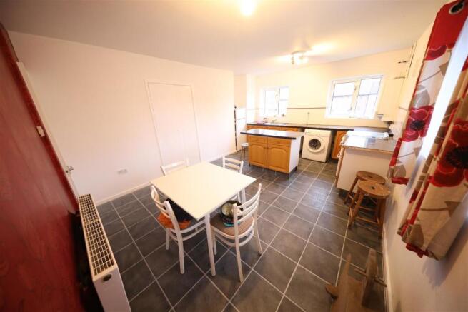 Kitchen diner