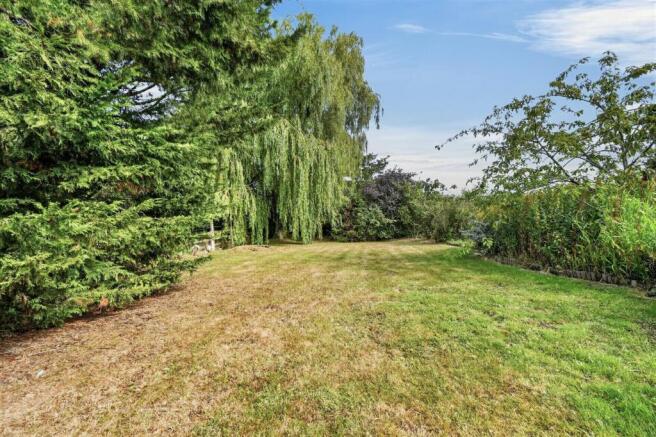 4 bed Detached for sale Image 12