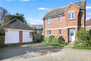 53, Stanley Rise, Chelmer Village, Chelmsford CM2 6PJ