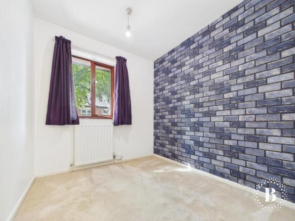 3 bed Semi-Detached to rent Image 7