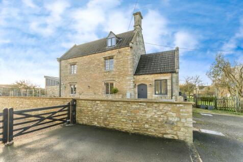 Main Street, Peterborough, PE8