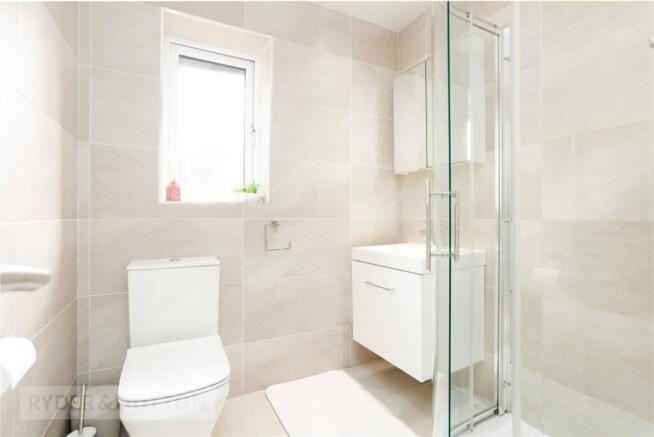 3 bed Semi-Detached for sale Image 10
