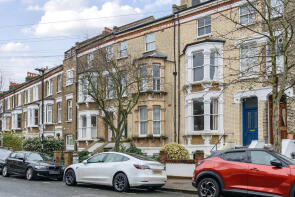 Flat 4, 12, St John's Villas, London N19 3EG