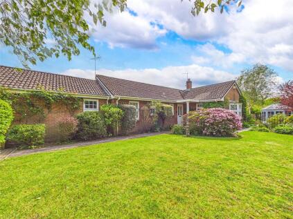 St. Georges Drive, Bransgore, Christchurch, Dorset, BH23