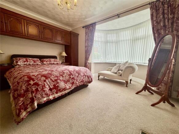 2 bed Bungalow for sale Image 9
