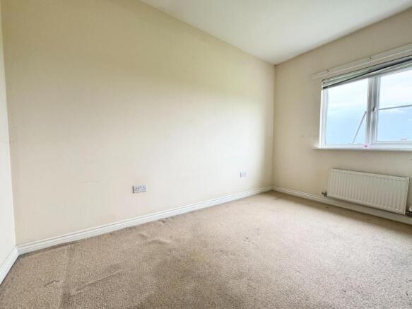 2 bed Flat for sale Image 10