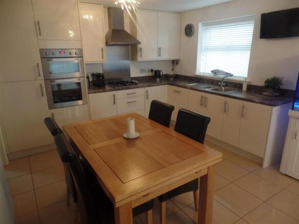 Living/Dining Kitche