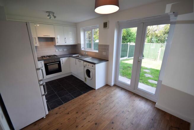 Kitchen / Dining Area