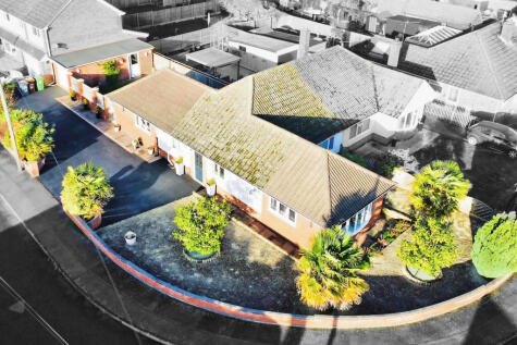 Coplow Crescent, Syston, LE7