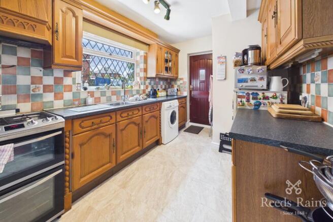 3 bed Semi-Detached for sale Image 5