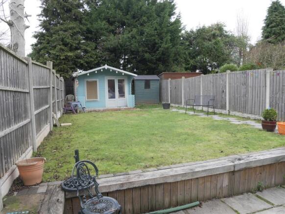ML222 Garden.JPG