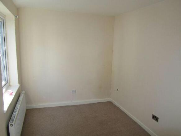 REAR BEDROOM
