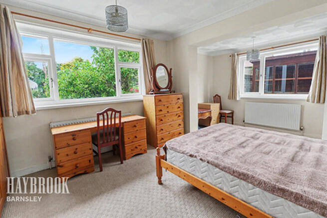 3 bed Detached Bungalow for sale Image 11