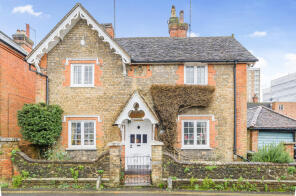 St Nicholas Cottage, Bury Fields, Guildford GU2 4AZ