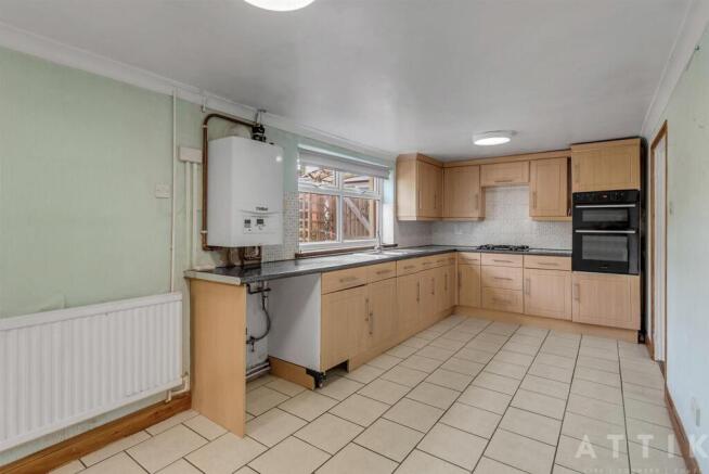 28 Norwich Road Halesworth IP19 8BX (4).jpg