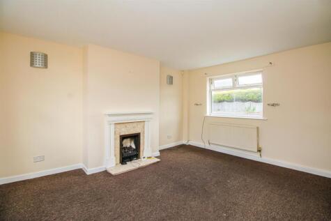 Bradford Road, Wrenthorpe, Wakefield