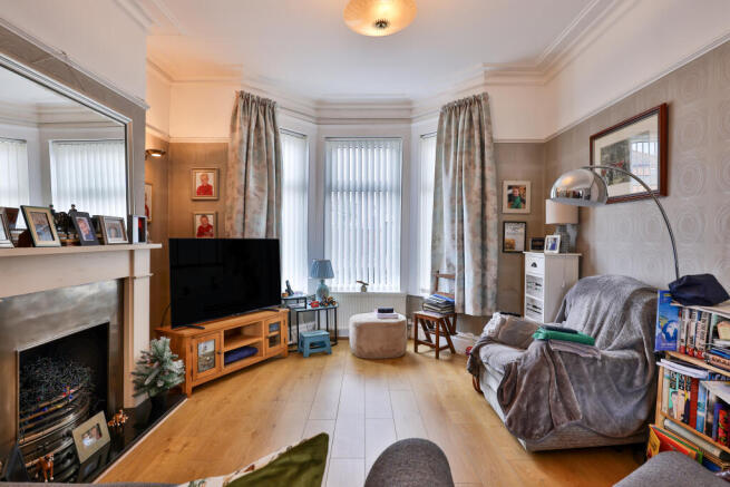 3 bed Town House for sale Image 5