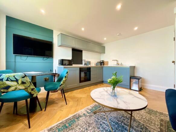 1 bed Flat for sale Image 8