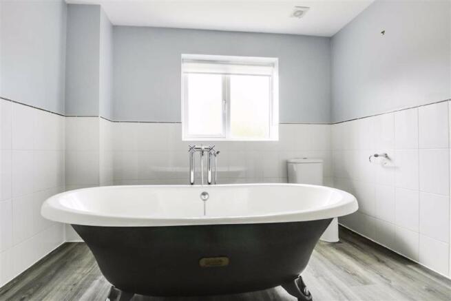 FOUR PIECE ENSUITE