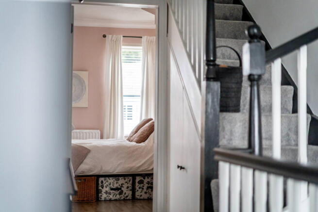 3 bed Terraced for sale Image 12
