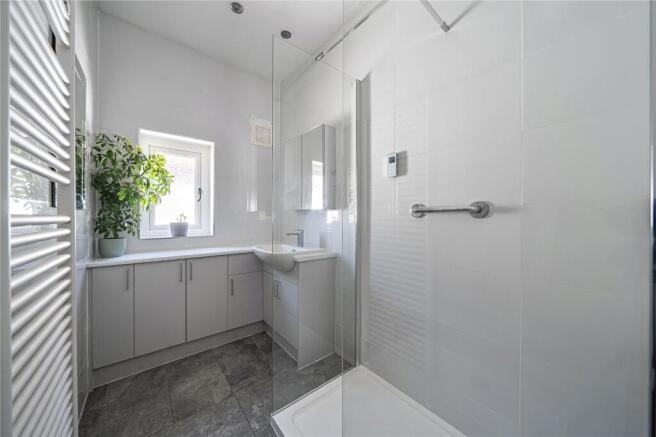 4 bed Semi-Detached for sale Image 10