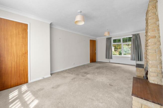 4 bed Detached for sale Image 11