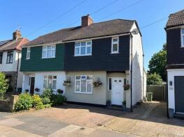 34, Sussex Avenue, Romford RM3 0TA