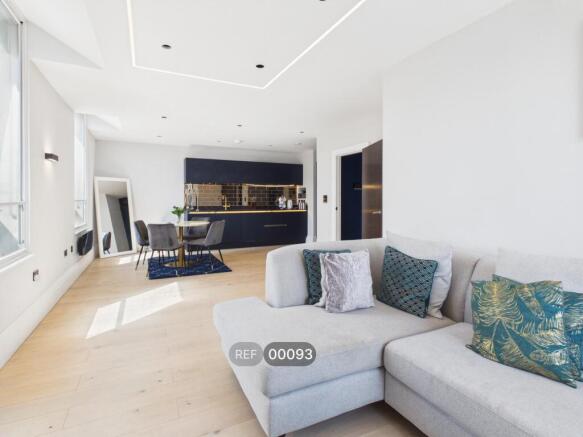 2 bed Apartment to rent Image 4