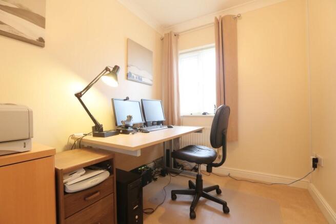 Bedroom/Study