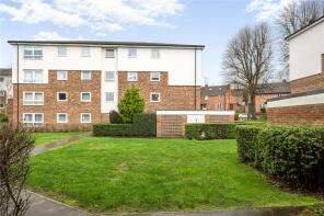 15, Portal Close, Uxbridge UB10 0FE