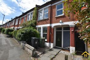 104a, Kingswood Road, London SW2 4JL