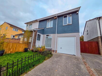Neal Close, Plympton, Plymouth
