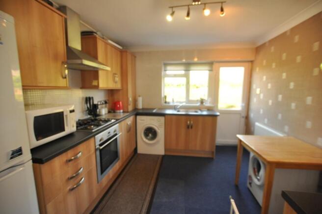 KITCHEN/BREAKFAST ROOM