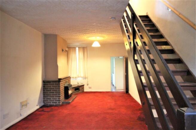 Lounge/Dining