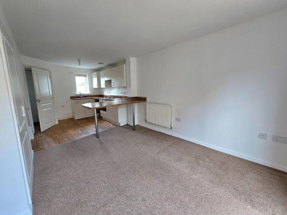 Emily Fields, Birchgrove, Swansea photo 4