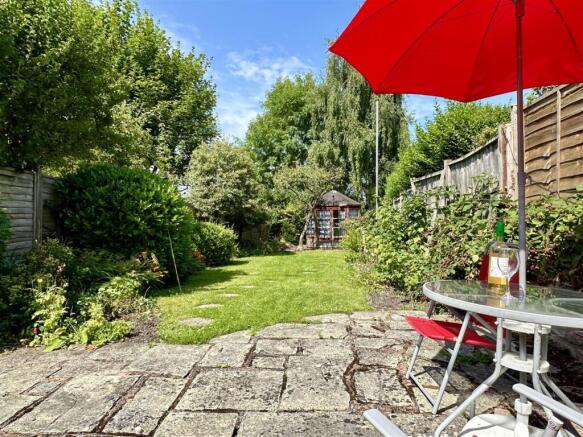 terrace & garden