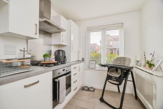 3 bed Semi-Detached for sale Image 7