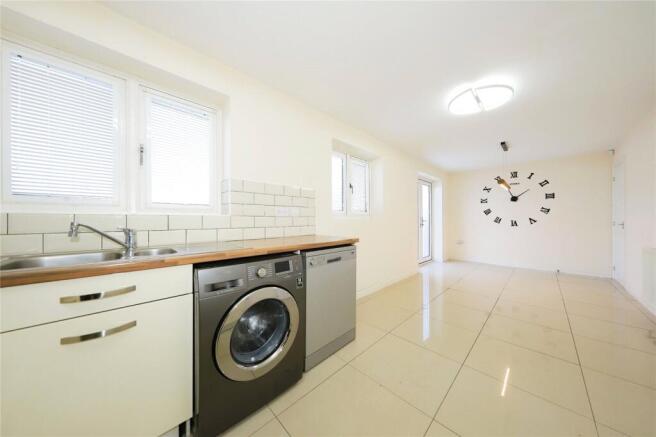 Kitchen/Dining