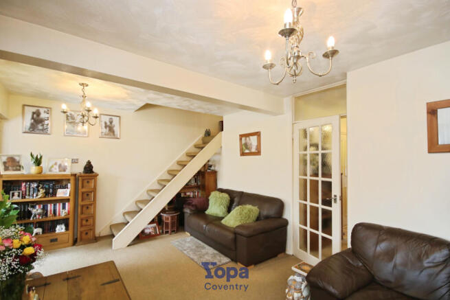 59994b7b-Living 20Room 204.JPG