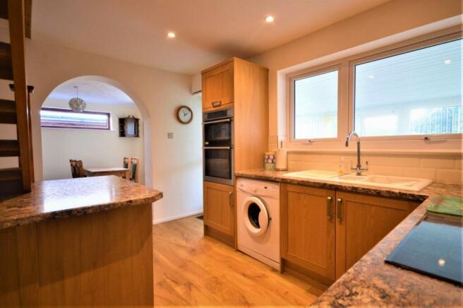 Kitchen..jpg