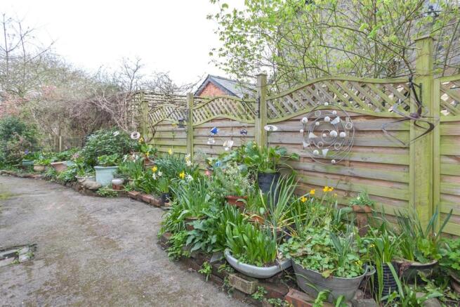 Garden 1.jpg